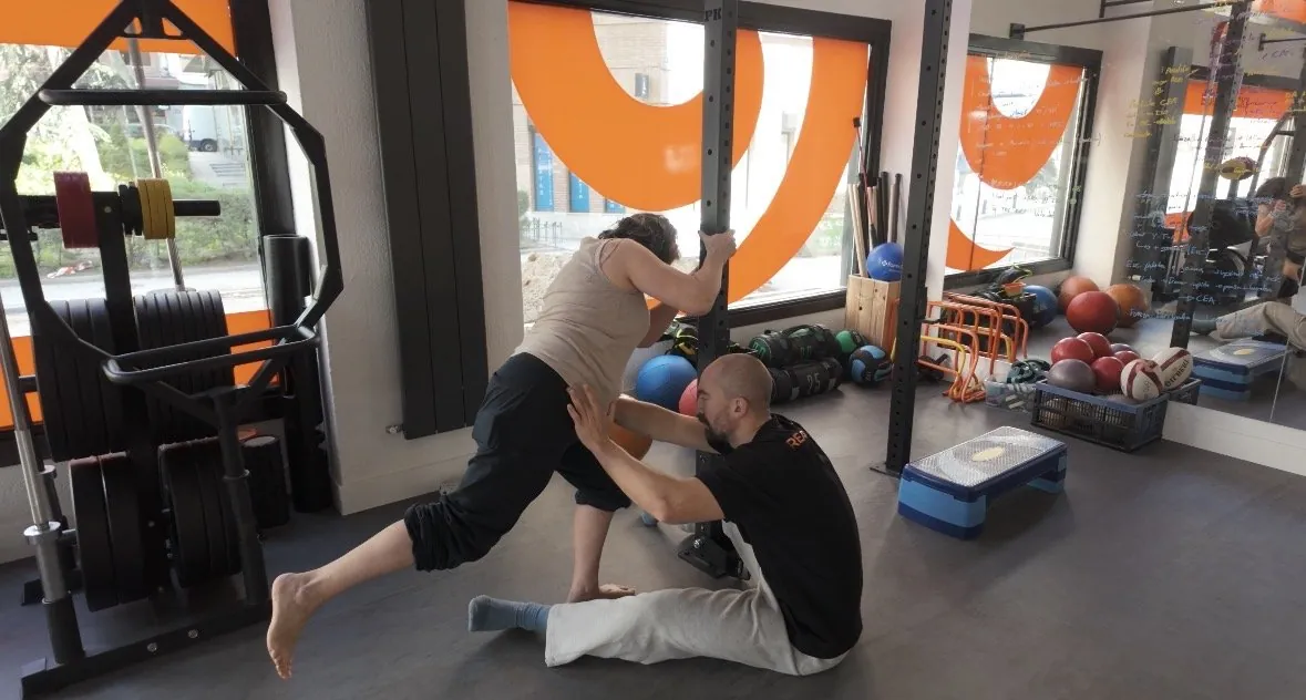 Rehabilitación para lesión de ligamento cruzado anterior (LCA): más allá de la cirugía